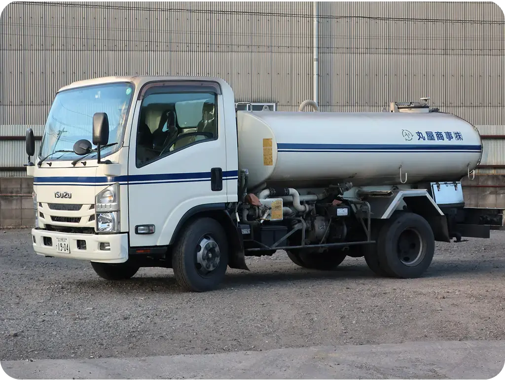 清掃車による構内の清掃